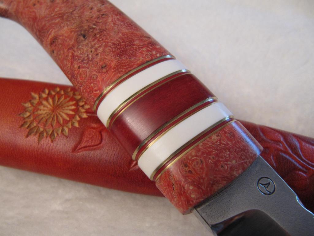 95mm AEB-L blade ash burl corian red fibre engraved and decorated sheath2