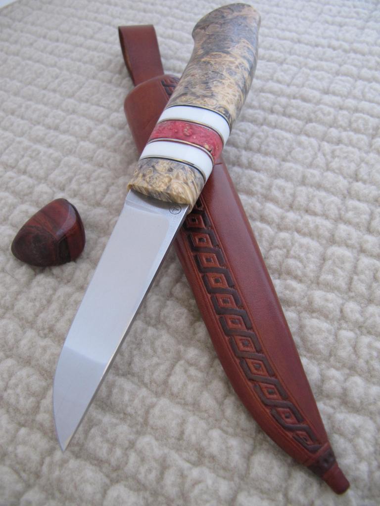 95mm AEB-L blade box elder black gold and red corian decorations2