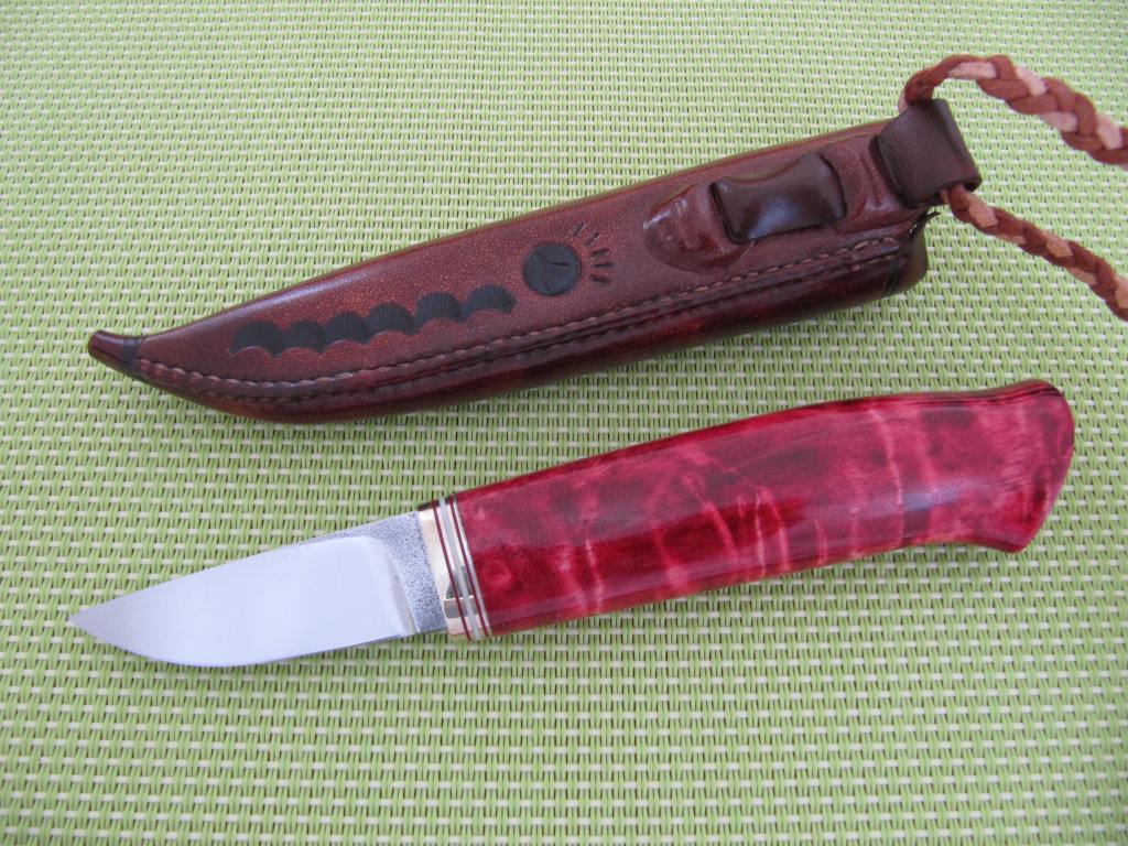 neck knife 48mm AEB-L blade nickelsilver curly birch decorated sheath2